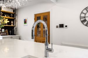 Kitchen- click for photo gallery